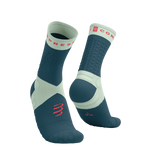 COMPRESSPORT Skarpetki do biegania ULTRA TRAIL SOCKS V2.0 stargazer/aqua/fluo red