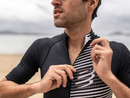 COMPRESSPORT Triathlonowa koszulka kompresyjna TRI POSTURAL SS TOP 2020 czarna