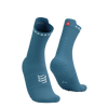 COMPRESSPORT Skarpetki do biegania wysokie PRORACING SOCKS V4 RUN HIGH niagara blue/white