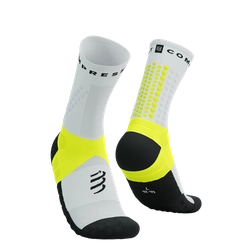 COMPRESSPORT Skarpetki do biegania ULTRA TRAIL SOCKS V2.0 white/safe yellow