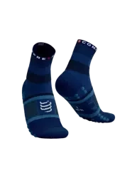 COMPRESSPORT Skarpetki trekkingowe FAST HIKING SOCKS estate blue/pacific coast