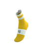 COMPRESSPORT Skarpetki do biegania wysokie PRORACING SOCKS V4 RUN HIGH lemon/white