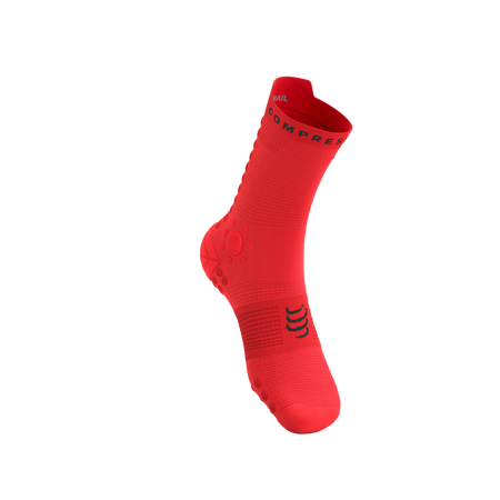 COMPRESSPORT Skarpetki do biegania trailowe PRORACING SOCKS V4 TRAIL fluo red/black