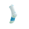 COMPRESSPORT Skarpetki do biegania PRORACING SOCKS V4 ULTRALIGHT RUN HIGH white/norse blue/neon green
