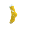 COMPRESSPORT Skarpetki do biegania trailowe PRORACING SOCKS V4 TRAIL lemon/white