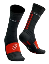 COMPRESSPORT Skarpetki biegowe zimowe PRO RACING SOCKS WINTER RUN black/high risk red