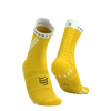 COMPRESSPORT Skarpetki do biegania trailowe PRORACING SOCKS V4 TRAIL lemon/white