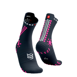 COMPRESSPORT Skarpetki do biegania trailowe ProRacing Socks V4 Trail magent/magenta