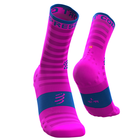 COMPRESSPORT Skarpetki do biegania ProRacing Socks V3.0 ULTRALIGHT RUN HIGH różowe